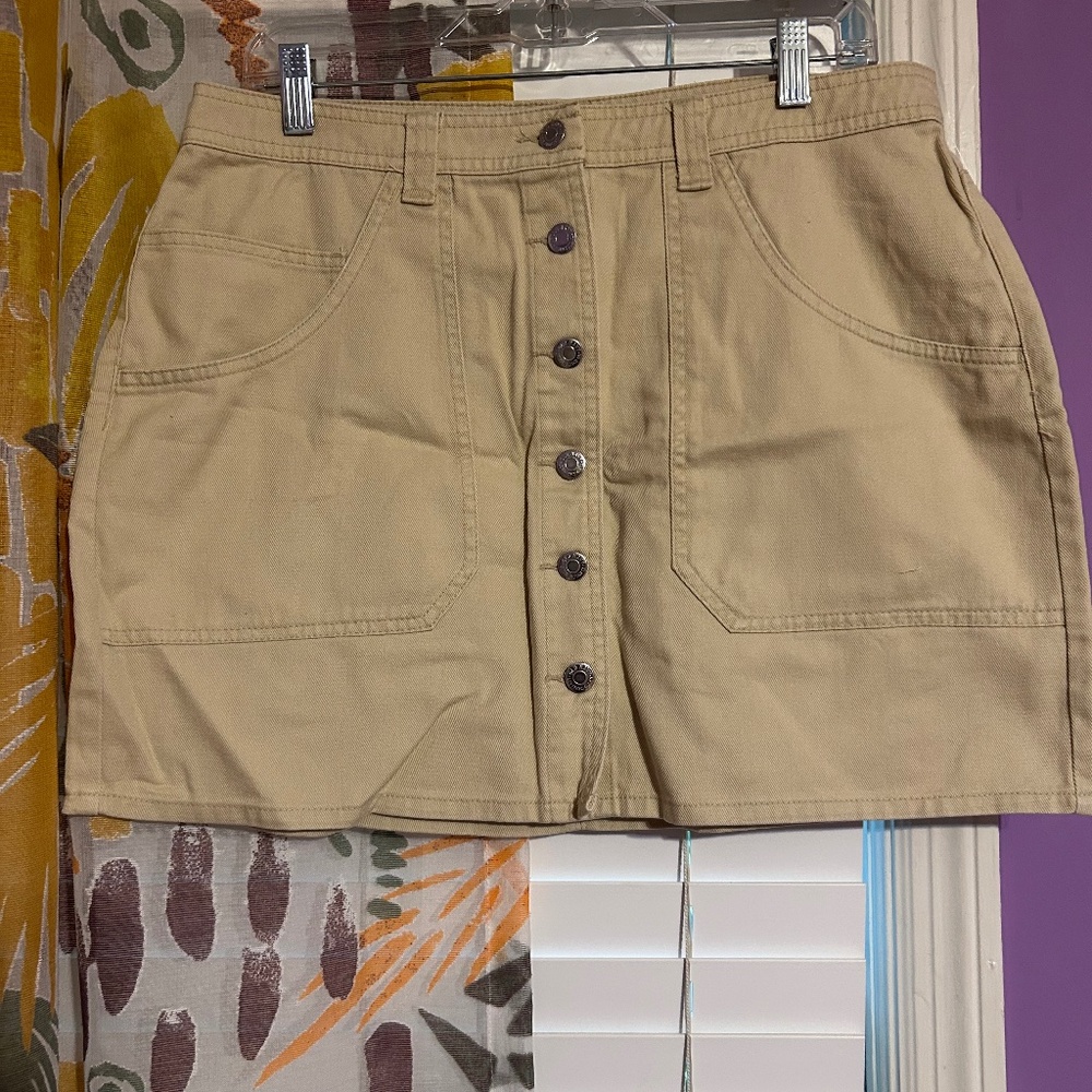 Old Navy Khaki Skirt